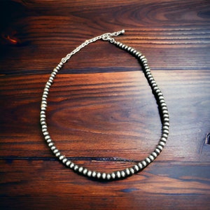 Faux Navajo pearl choker - Faux Navajo pearl necklace - Western necklace - Western jewelry - Cowgirl necklace - 4 mm beads