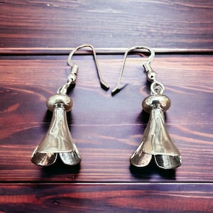 Squash blossom earrings - Western earrings - Southwestern earrings - Cowgirl earrings - Western jewelry - Sterling squash blossom