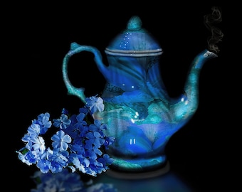 Blue Iris Teapot with Plumbago: teapot, tea, black, light blue, dark blue, blisterleaf, plumbego