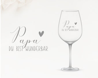 Wine glass - Engraved - Dad you are wonderful