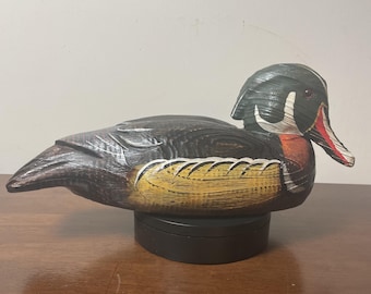 ミッドセンチュリーの手彫り＆多色塗装の木製ダックデコイキャビン装飾