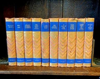 Vintage World’s Popular Classics – Set of 10 Books – 1920s–30s Clothbound Literature