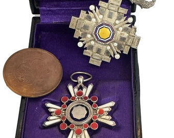第二次世界大戦時の日本軍陸軍勲章「旭日章」桐章 - Etsy 日本