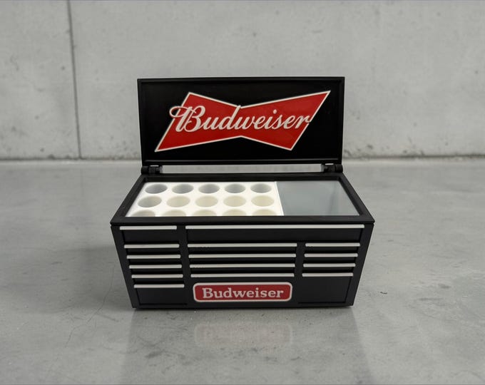 3D Printed Budweiser-Inspired Desk Organizer & Pen Holder
