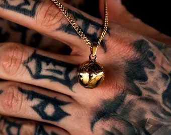Gold World Necklace, Mens Pendants, Mens Necklace, Free Tracked Shipping, Chain & Pendant, Gift for him, Globe Pendant, Travel gift, 18K