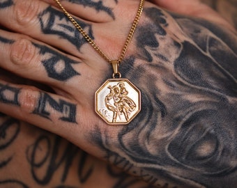 Collar de oro de San Cristóbal, regalo de collar de San Cristóbal, colgante de San Cristóbal, regalos de viaje, collar para hombre, regalo para él,