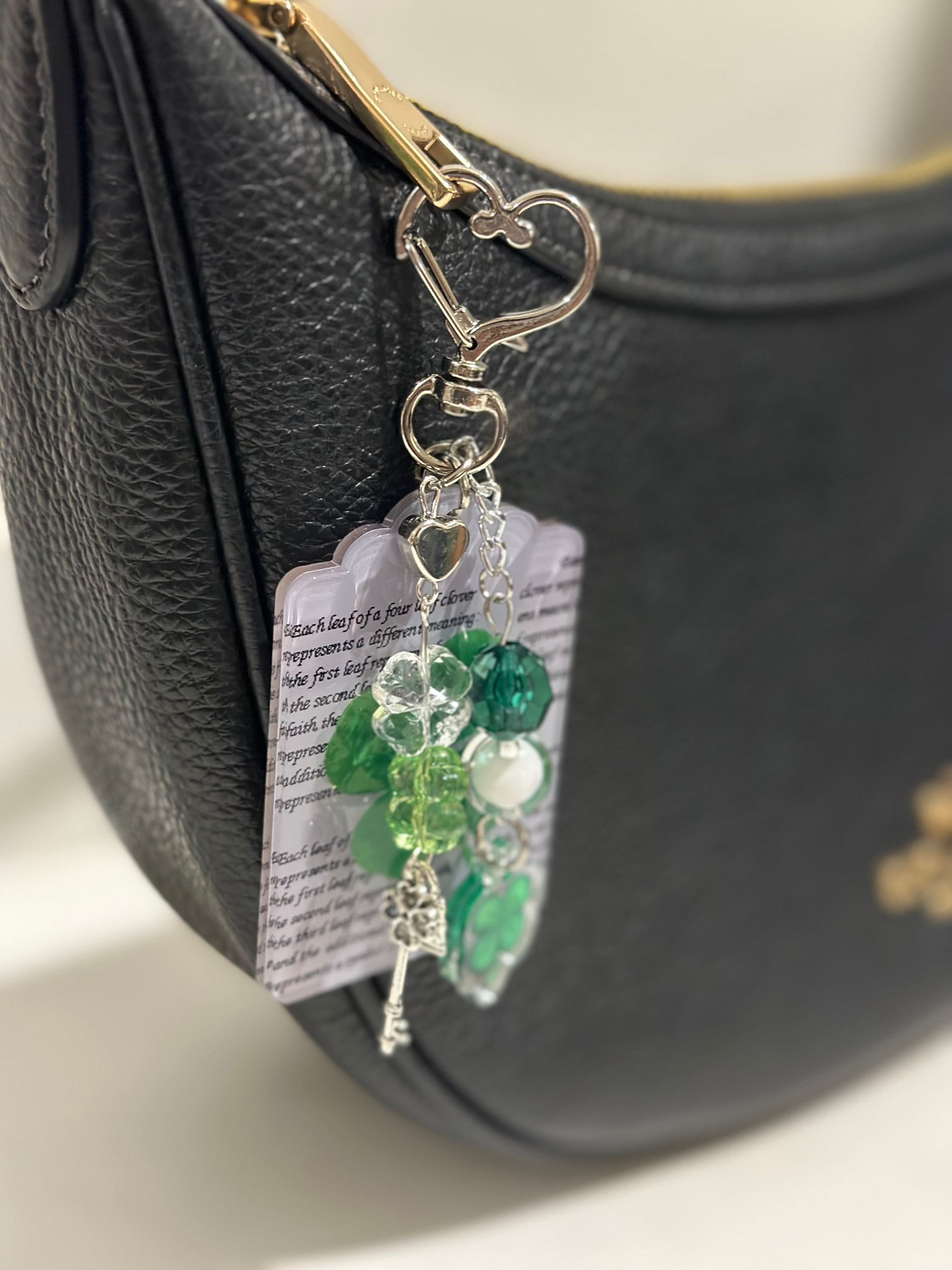 NouerA MAKESTAR 直筆 サイン 四つ葉のクローバー ギヒョン NouerA MAKESTAR 直筆 サイン 四つ葉のクローバー ギヒョン