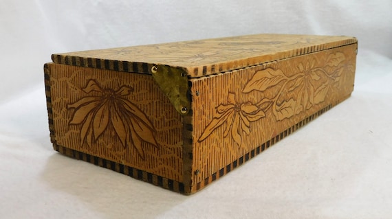 Antique Pyrography Wood Trinket Glove Box & 2 Pai… - image 4