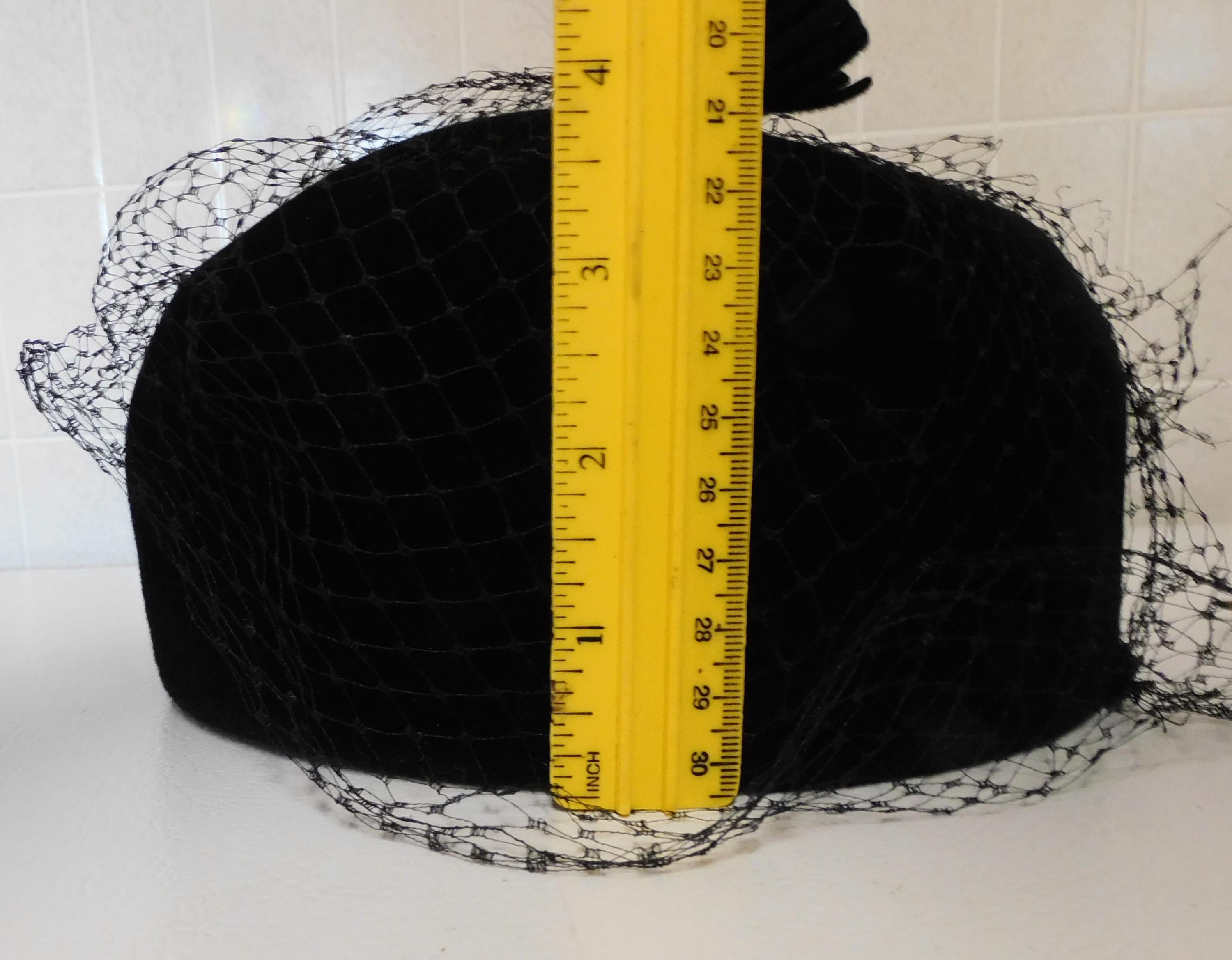 Vintage Valerie Peachbloom Velour Imported Fur Ladies Hat  display picture 2
