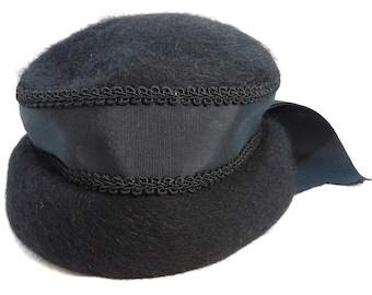 Vintage MCM Black Wool Bonnet: Grosgrain Ribbon & Braid Trim