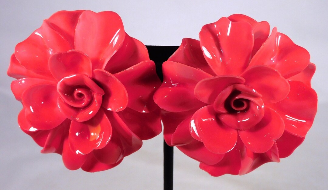Vintage Red Rose Clip on Earrings Shiny Light Weight Plastic Etsy