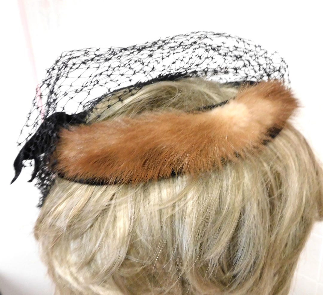 VINTAGE! Mink and black velvet headband hat Vintage Missy Sally Victor Black Velvet Mink Pom Pom Black  main image 2