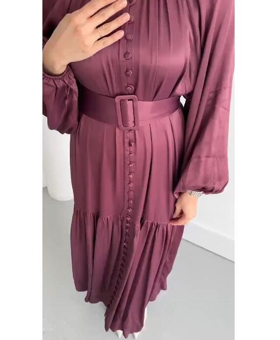 Invitata Matrimonio Vestito Viola Al Matrimonio Abito Viola Con