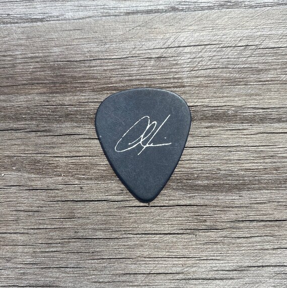 Maroon 5 LIVE GIG Stage Used Guitar Pick, Maroon 5 Music