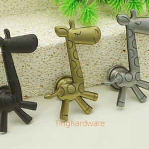 Creative drawer knobs pulls ,giraffe cabinet pulls ，wardrobe handles Unique children room nursery knobs closet door knobs