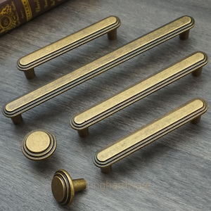 Rustic Cabinet Door Handles Aged Brass Kitchen Pulls Knobs  Vintage Drawer Pull Cupboard Handles Dresser Handles Vintage Pulls Knobs