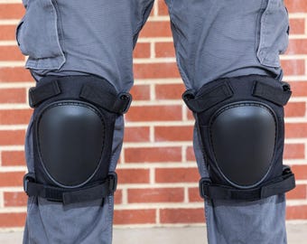 Clip On Knee Pads Heavy Duty Protection Construction Military No Straps Rugged Carpet Tile Paintball Industrial Tactical Comfortable Garden