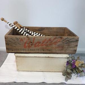 Vintage Wooden 'Wattle' Crate