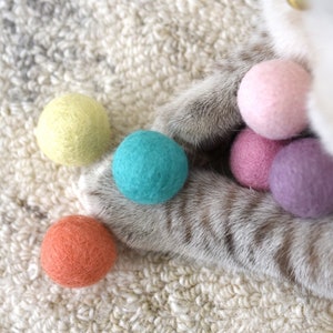 Natural Wool Felt Cat Balls – Set of 6 (1&quot;) | Colorful Cat Toys with Organic Catnip | Eco-Friendly, Handmade Cat Enrichment Gift