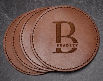 Juego de 4 posavasos de cuero con monograma personalizado / Posavasos de cuero de grano completo, posavasos grabados, posavasos personalizados, regalo de cuero