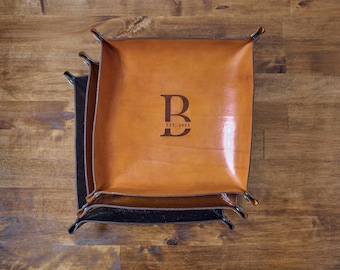 Monogrammed Leather Valet Tray | Handmade Personalized Catch All Tray for Men, Engraved Catchall Tray Gift, Custom Desk Organizer Tray