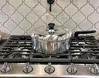 12 Inch Sauté Pan with Lid - Cast Aluminum Cooking Pan - Large Lightweight Frying Pan |-Even Heat Cookware - Non-Toxic Kitchen Pan