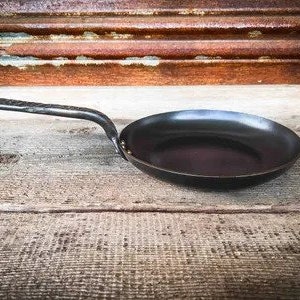 12 Round Carbon Steel Skillet - Hand Forged – Copper State Forge