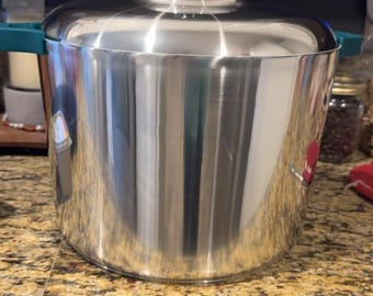 Magnaware Stock Pot 14Qt with Lid - Heritage Cast Aluminium Kitchen Pot - Timeless Family-Style Cookware
