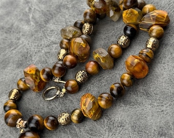 Orange Swirl UV GLOW Vintage Glass Tiger Eye Gold-tone Metal Beaded Necklace