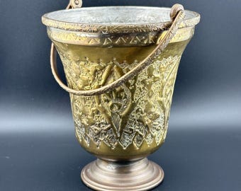 Small Vintage Rustic Brass Metal Bucket with Handle Hand Hammered Decor 5.5" H