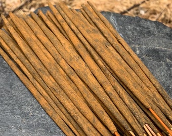 Traditional Chandan Sandalwood Incense Sticks, 20 grams - Handmade High Quality Temple Grade Incense from the villages of South India