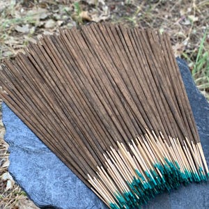 Palo Santo Oudh Handrolled Incense Sticks, Artisan-Made in India, Deep, Earthy, Sacred Blend, Natural, Aromatic, Spiritual Cleansing