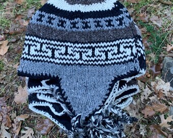 Himalaya Sherpa Wool Winter Hat with Warm Polar Fleece Lining - Handknit in Kathmandu Valley Nepal - Multicolor Beanie with ear flaps