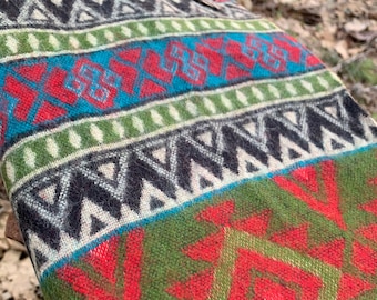 Himalaya Yak Wool Blanket Shawl  - Modern Tribal Design - Handmade in Kathmandu Valley Nepal - Beautiful Colorful Pattern