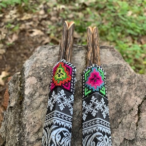 x2 Handmade Bamboo Chopsticks Set Gift Set from Thailand Hill Tribes with chopstick holders, Black Design with Hand Stitch