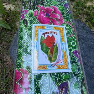 Tela batik tradicional tailandesa con estampado de flor de loto, hecha en Bangkok, Tailandia, 2 metros, sarong multicolor, tapiz.