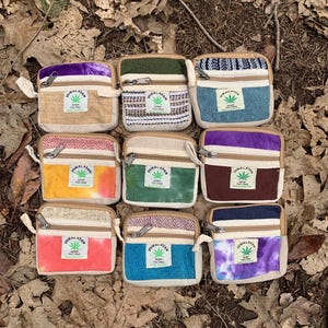 Portafoglio in canapa, porta carte, porta monete fatto a mano nell'Himalaya del Nepal, design unico, 2 tasche, portafoglio vegano, regalo ecologico sostenibile