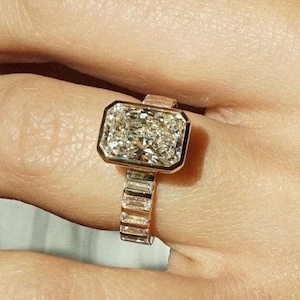 Bezel Set 3.50 Ct Radiant Cut Moissanite Engagement Ring, Crushed Ice Radiant Cut Ring, Elongated Radiant, Bezel Set Ring