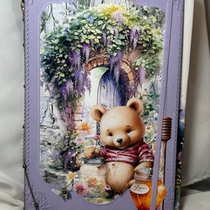 Folio fait main pour enfants sur le thème de Winnie l'ourson, journal indésirable, rangement éphémères, carte faite main, cadeau de baby shower, souvenir d'enfant, livre souvenir