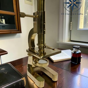 Vintage massivt mässingsmikroskop - Antikt vetenskapligt instrument - Samlarobjekt Maritim Labdekor Steampunk Kontorsdisplay Gåva till forskare
