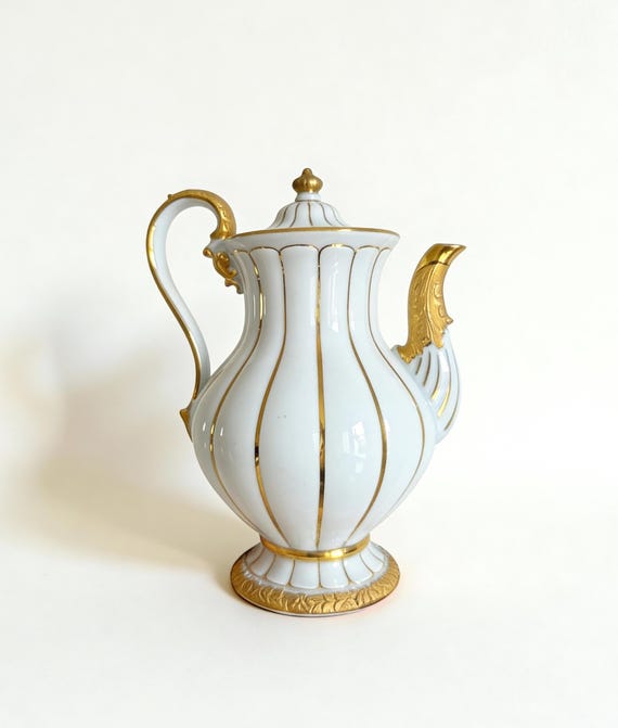 Meissen X-form Chocolate Pot – 1900s Antique Porcelain - Etsy