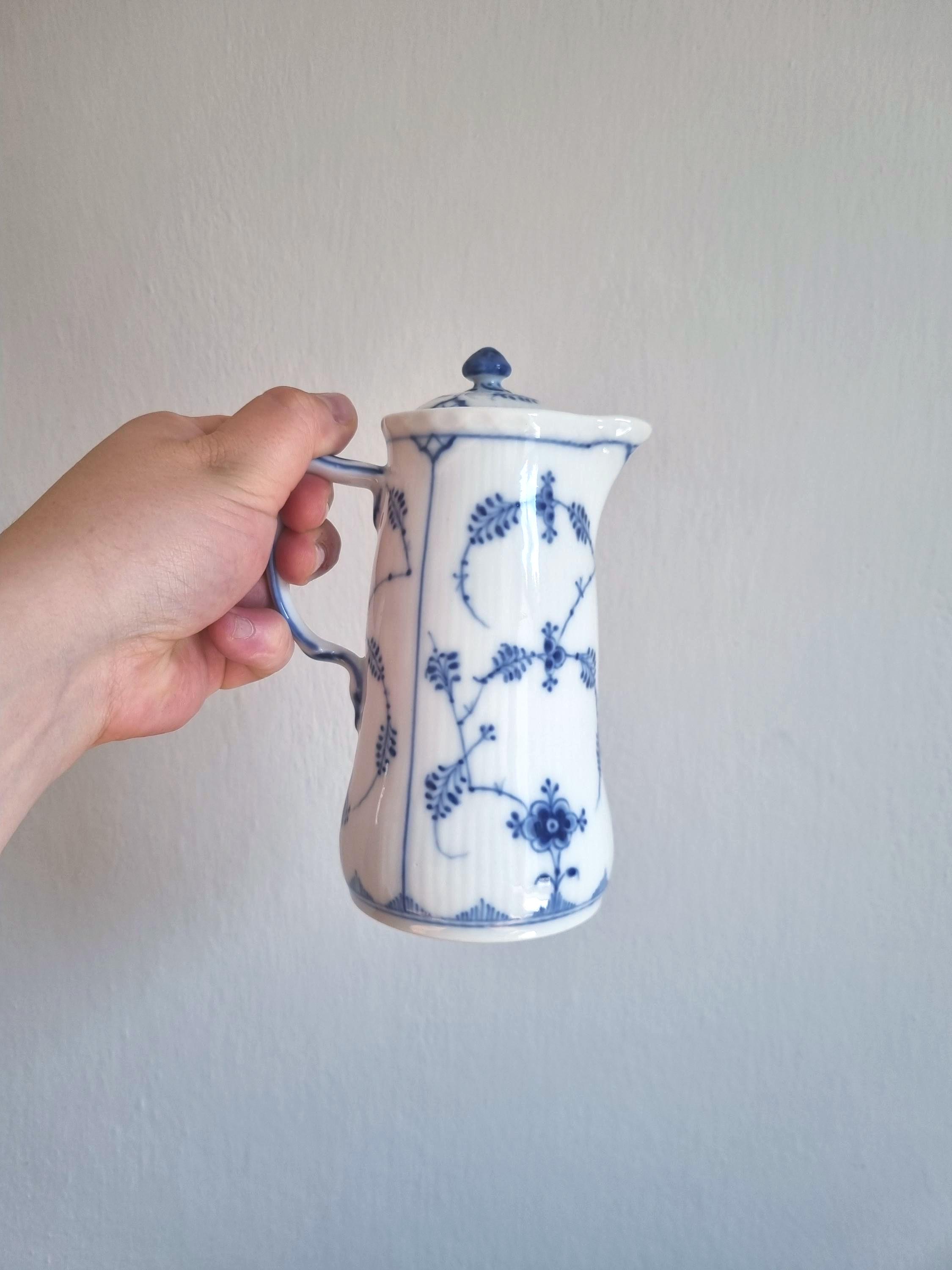 ロイヤルコペンハーゲン ブルーフルーテッド プレーン #32 ミニチュア