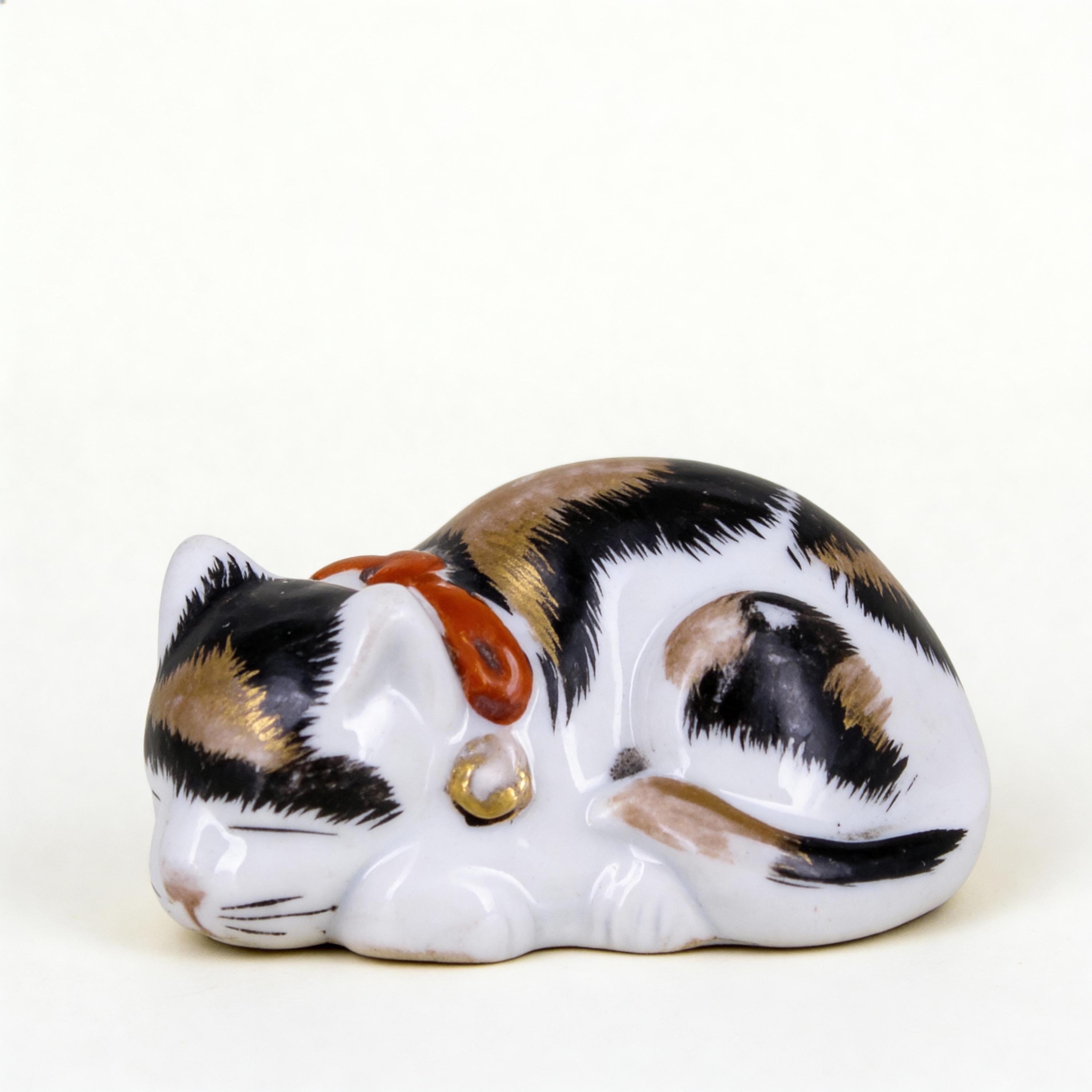 Vintage Japanese Porcelain Cat Figurine, Sleeping Lucky Cat, Hand