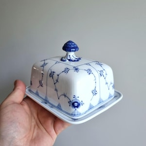 Royal Copenhagen Blue Fluted Plain Butter Dish, First Quality, 14x11.5 cm, Danish Porcelain, Excellent Condition