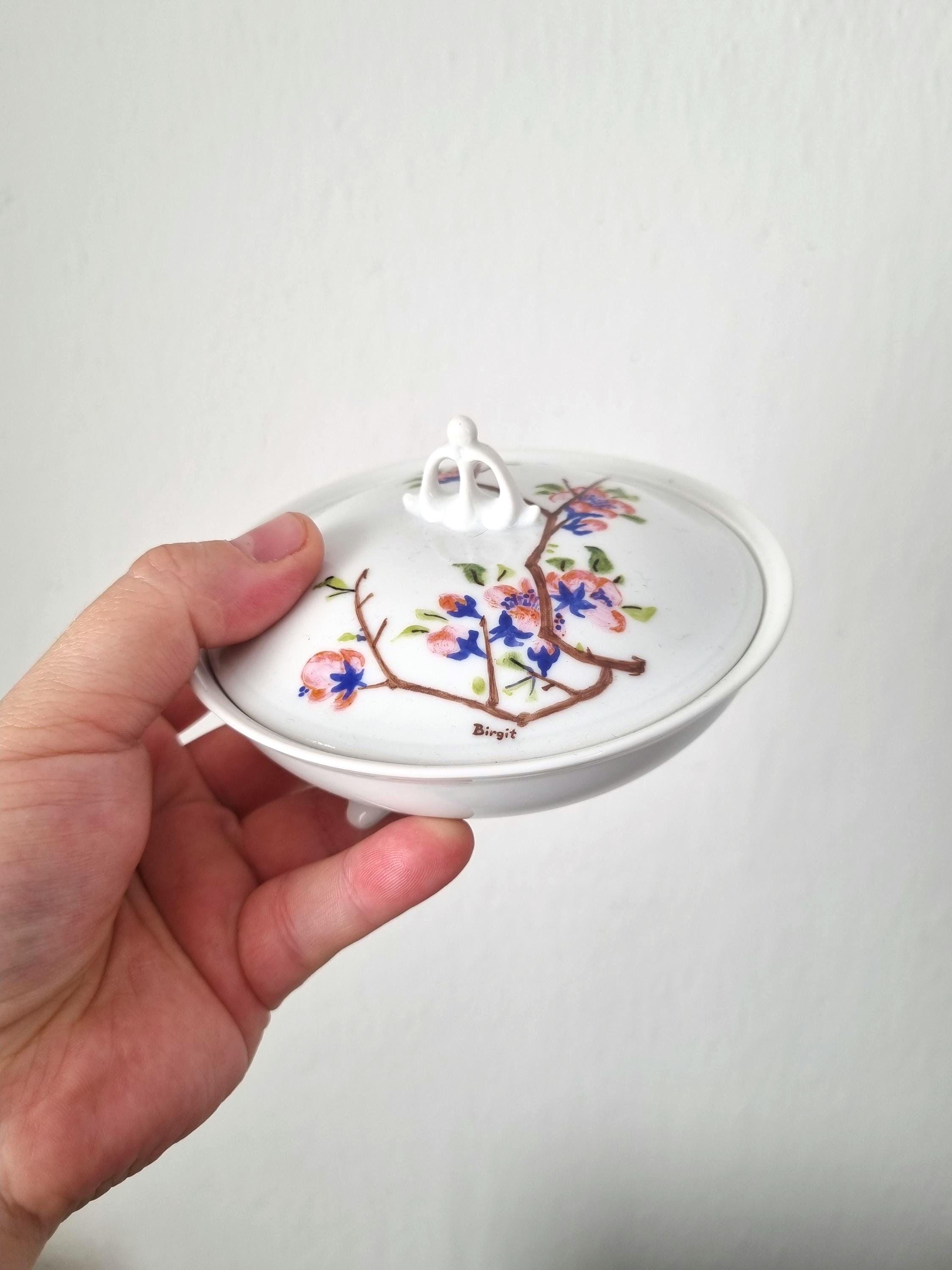 Langenthal・スイス・ランゲンタール・蓋付・磁器・食器・4個セット Langenthal・スイス・ランゲンタール・蓋付・磁器・食器・4個セット