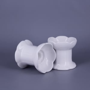 Vintage Gustavsberg White Porcelain Candlesticks – Scandinavian Tulip Candle Holders, Mid-Century Swedish Design, Minimalist Home Decor