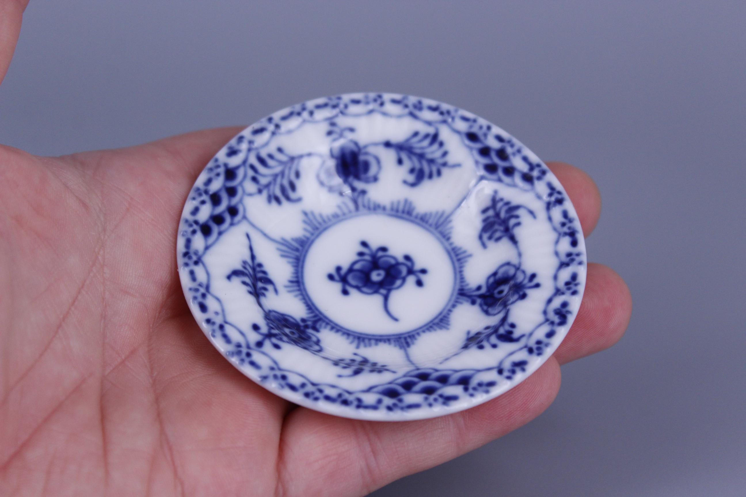 ロイヤルコペンハーゲン ブルーフルーテッド ハーフレース プレート