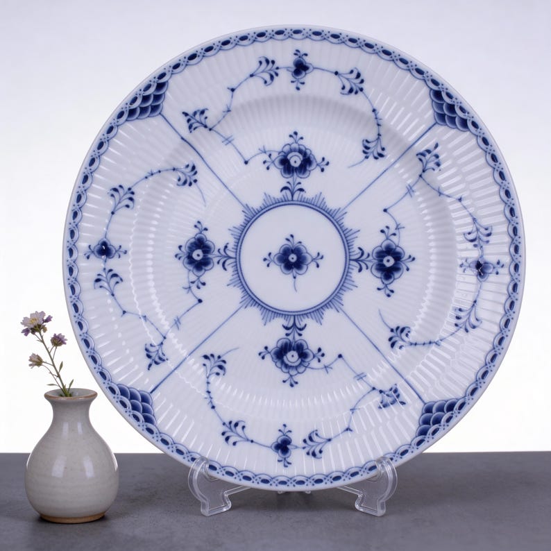 RC Blue Fluted Half Lace Dinner Plate - Thumbnail 3