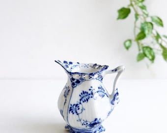 Royal Copenhagen Blue Fluted Full Lace #1031 Creamer 100 ml