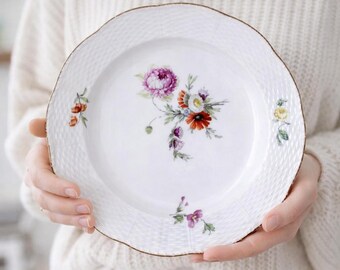 KPM Berlin Antique Plate – Circa 1780–1800 – Hand-painted Floral